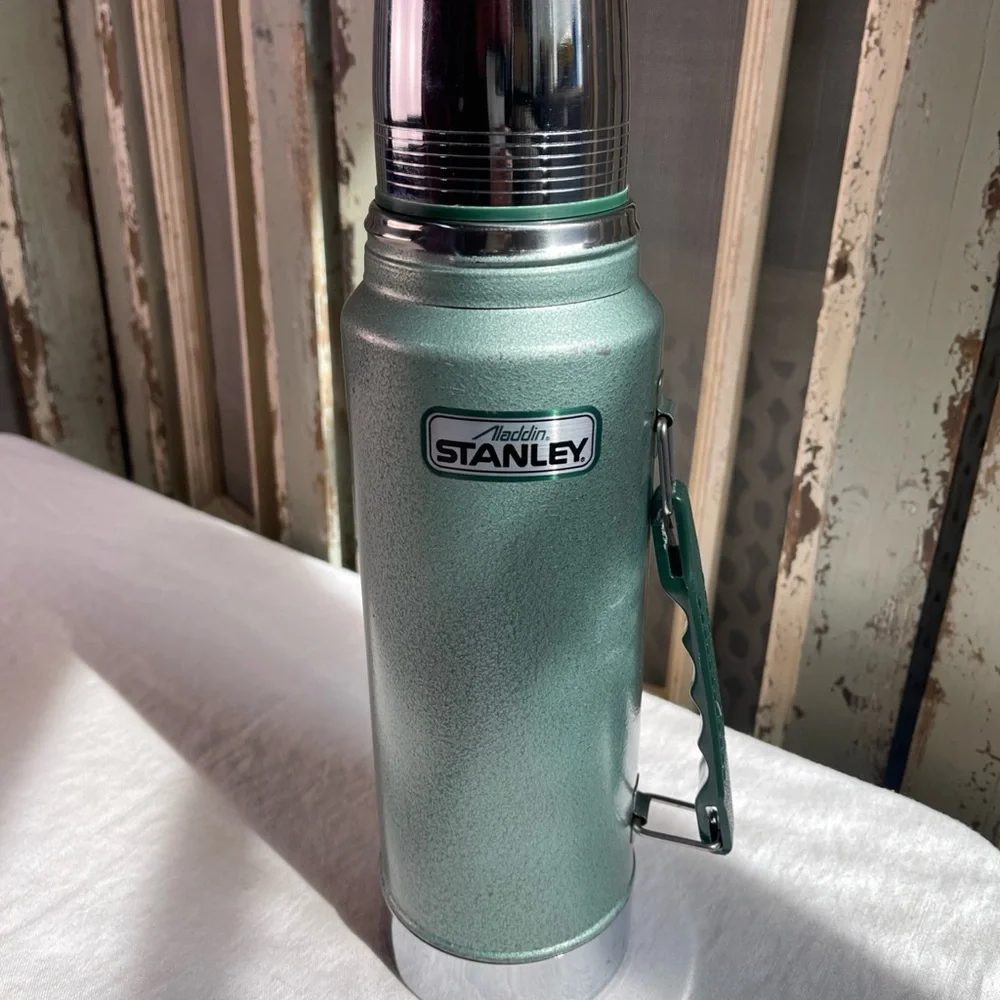VTG Stanley Aladdin Green Thermos A-944DH  1 Quart  Made In USA Excellent Cond. - Picture 12 of 12
